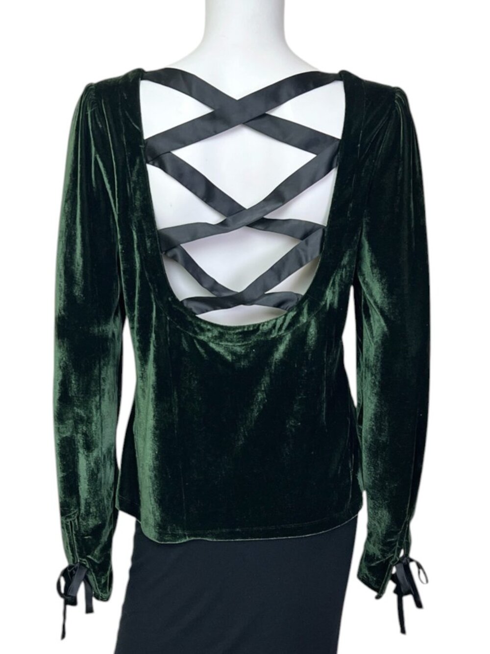 By Anthropologie Open-Back Velvet Top in Dark Green - sz L - Picture 7 of 10